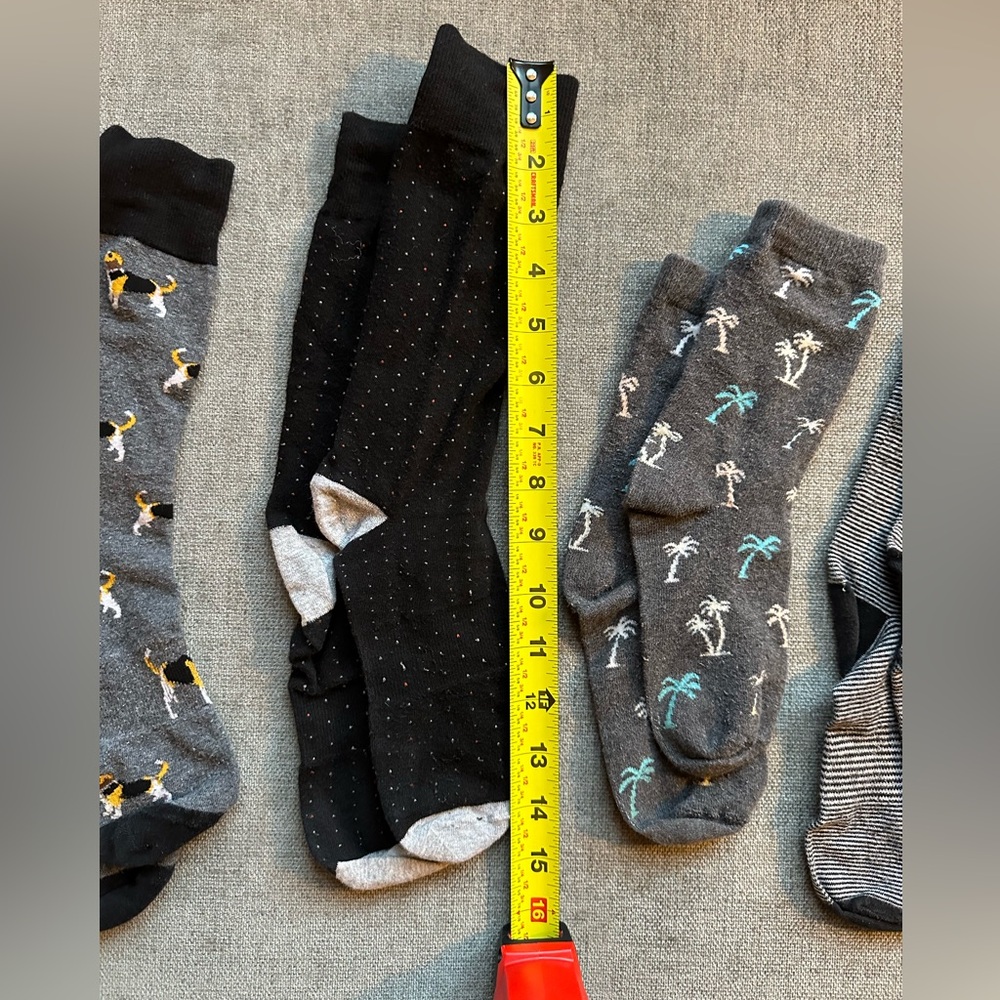 Assorted Patterned Men's Socks - Picture 5 of 6